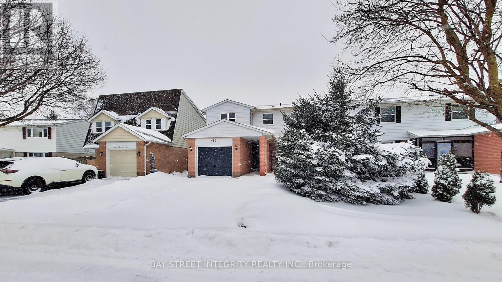 493 Sandford Street, Newmarket, Ontario  L3Y 5E2 - Photo 2 - N12702080