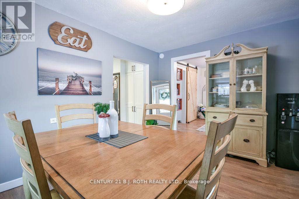 9920 County 10 Road, Clearview, Ontario  L0M 1N0 - Photo 4 - S12702070