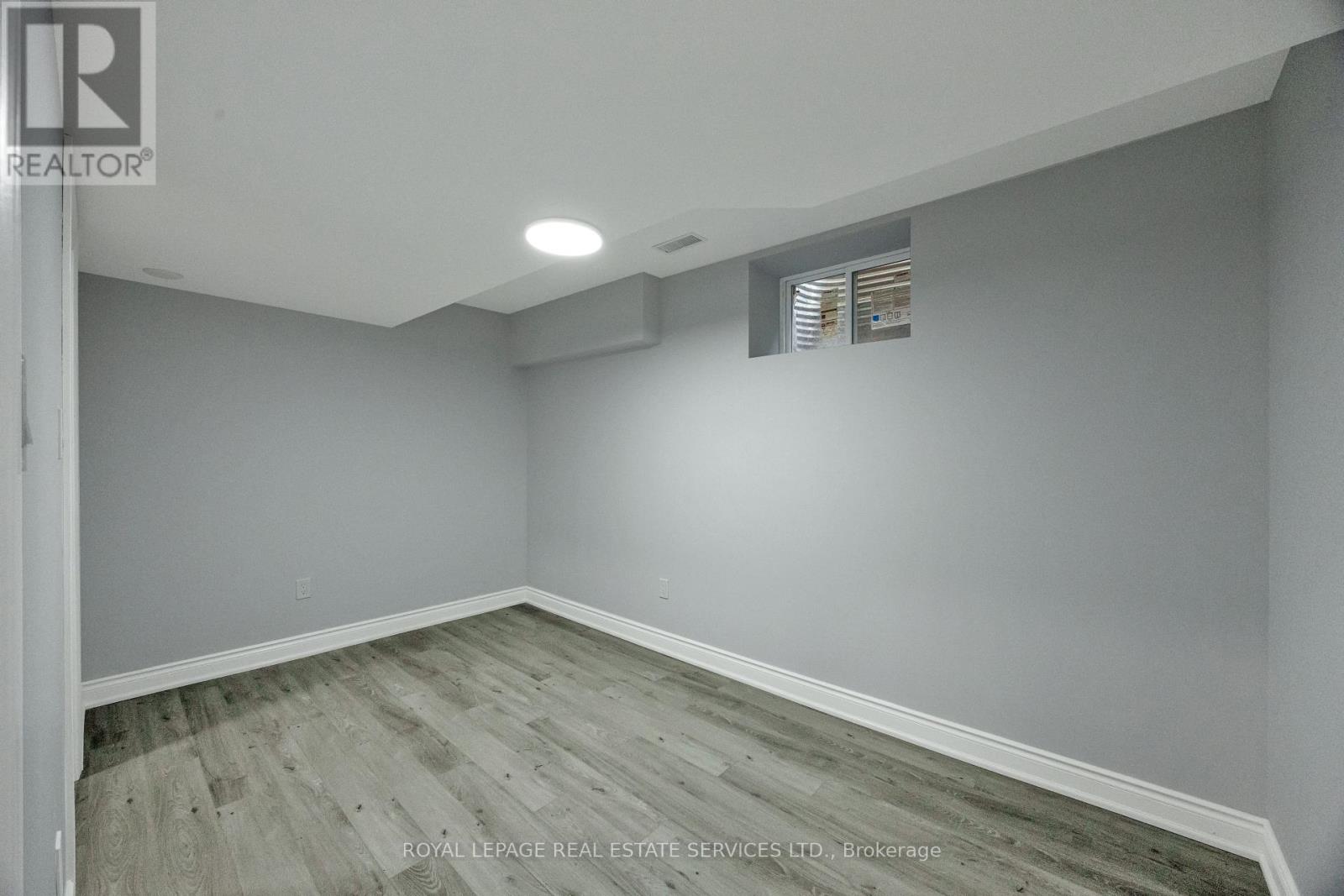 308 Third Line, Oakville, Ontario  L6L 4A4 - Photo 42 - W12701822