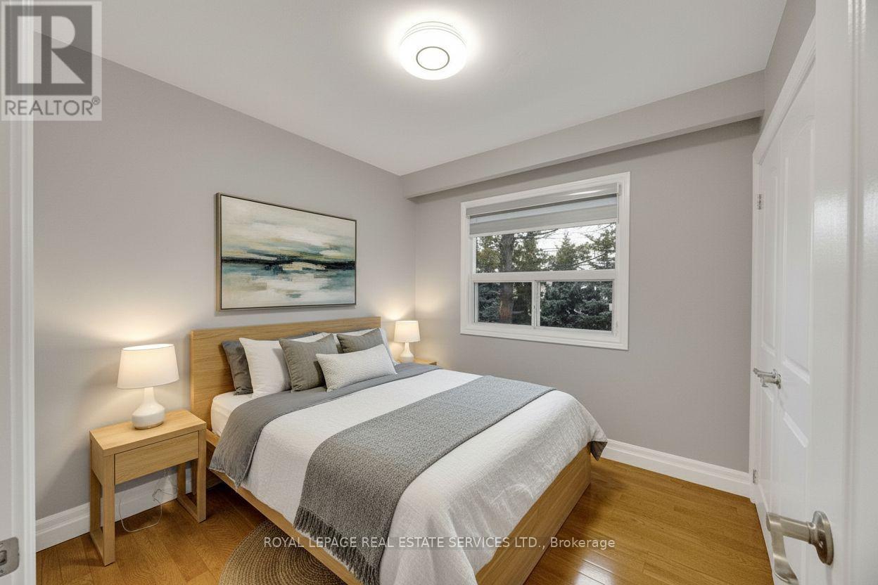 308 Third Line, Oakville, Ontario  L6L 4A4 - Photo 24 - W12701822