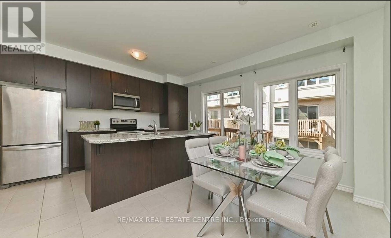 137 Borers Creek Circle, Hamilton, Ontario  L8B 1W3 - Photo 10 - X12702076