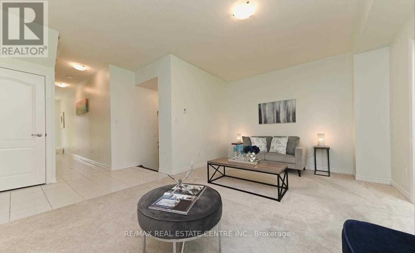 137 Borers Creek Circle, Hamilton, Ontario  L8B 1W3 - Photo 4 - X12702076