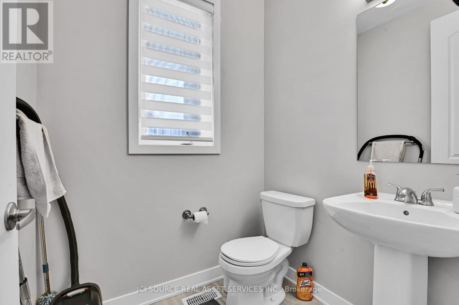 1017 Keeper Heights, Ottawa, Ontario  K0A 2Z0 - Photo 12 - X12702090