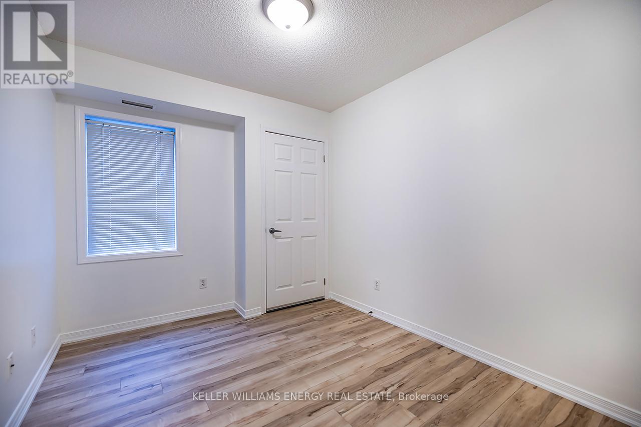 104 - 120 Aspen Springs Drive, Clarington, Ontario  L1C 0G7 - Photo 10 - E12702166