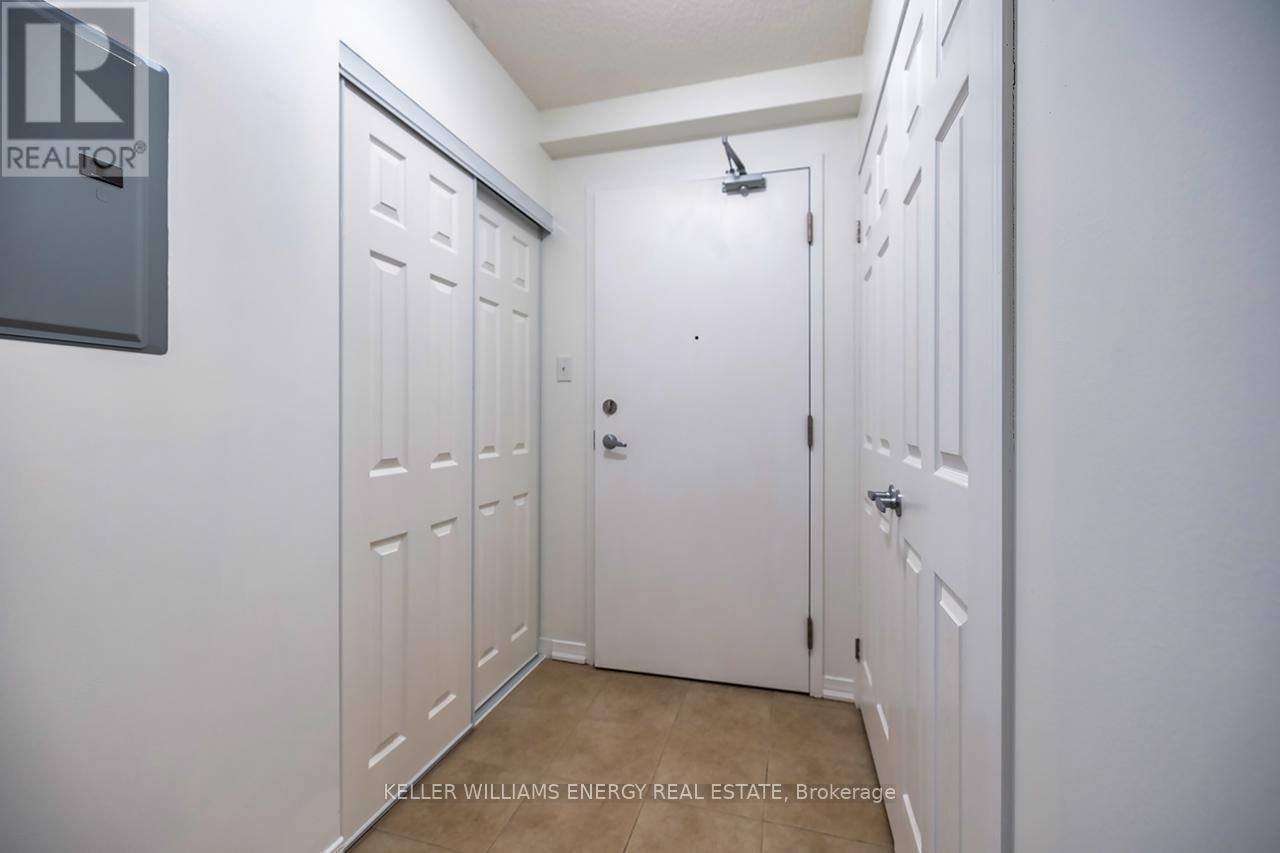 104 - 120 Aspen Springs Drive, Clarington, Ontario  L1C 0G7 - Photo 5 - E12702166