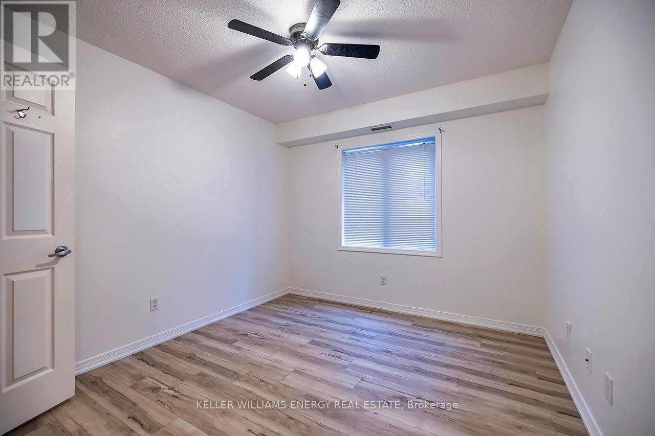 104 - 120 Aspen Springs Drive, Clarington, Ontario  L1C 0G7 - Photo 8 - E12702166