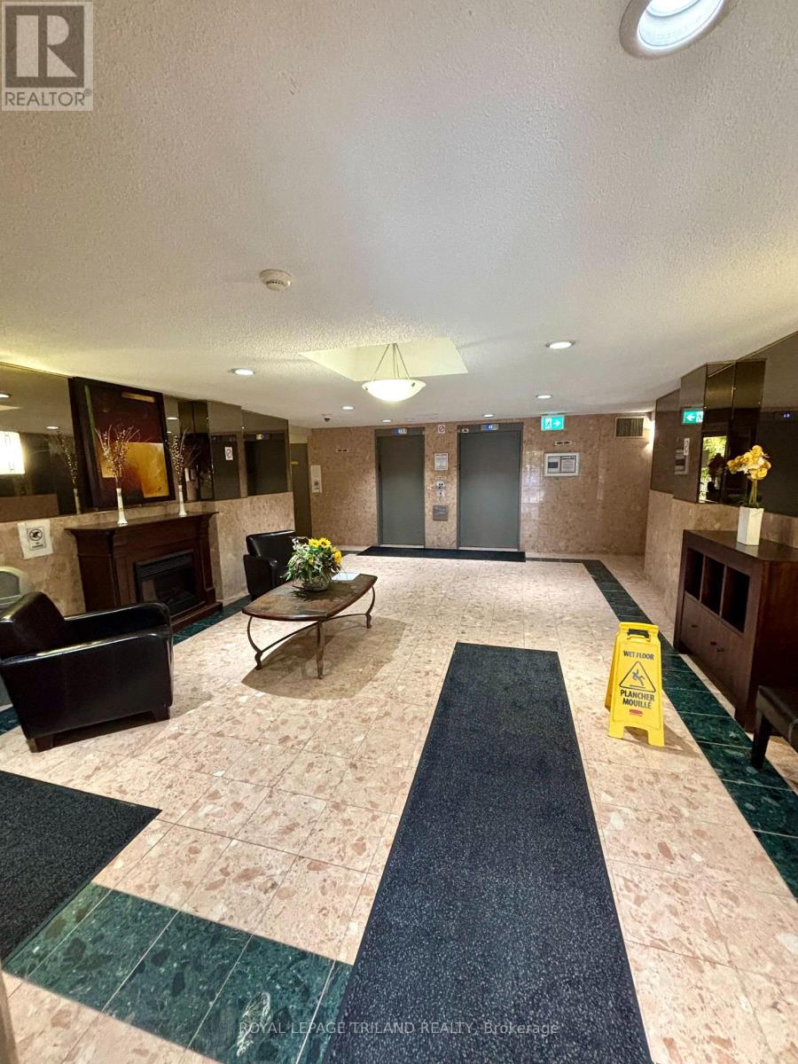 507 - 95 Baseline Road W, London South, Ontario  N6J 4X3 - Photo 3 - X12702124