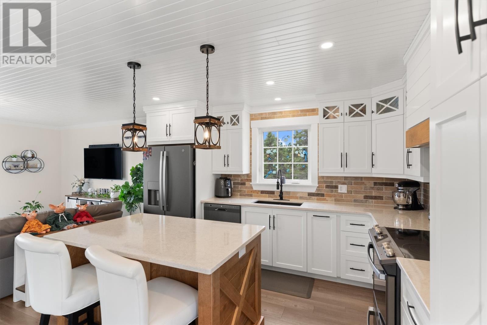 9 Northside Road, Eastport, Newfoundland & Labrador  A0G 1Z0 - Photo 9 - 1293830