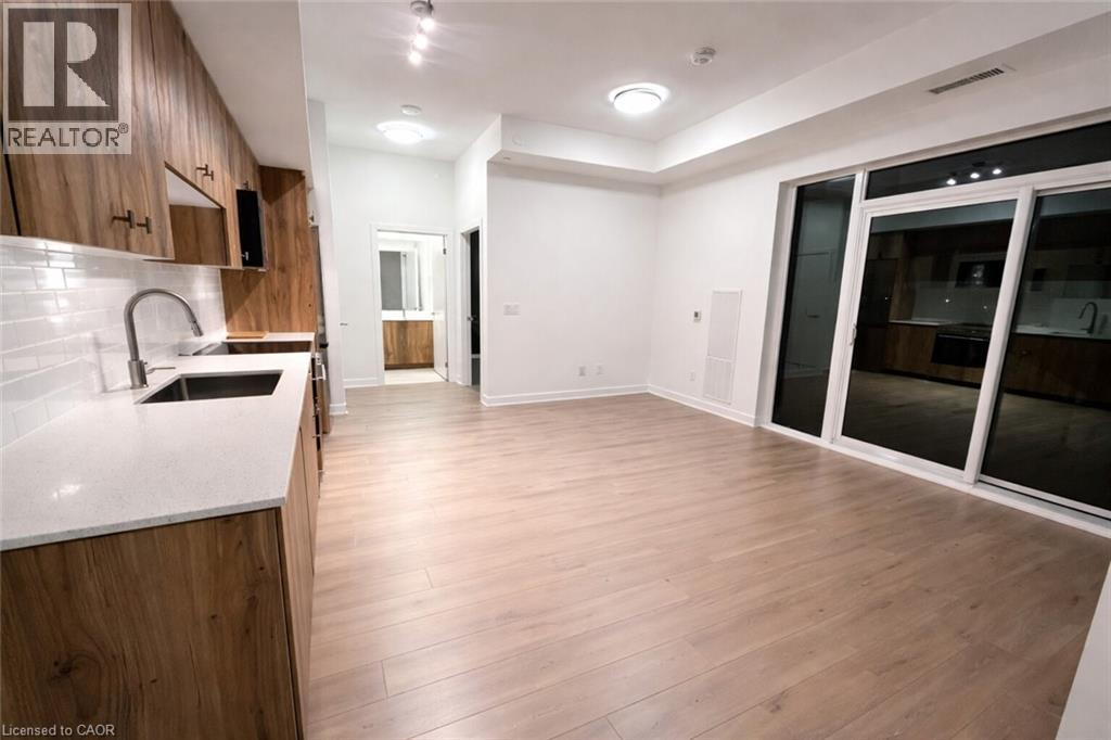 25 Wellington Street S Unit# 1003, Kitchener, Ontario  N2G 0G5 - Photo 6 - 40798391