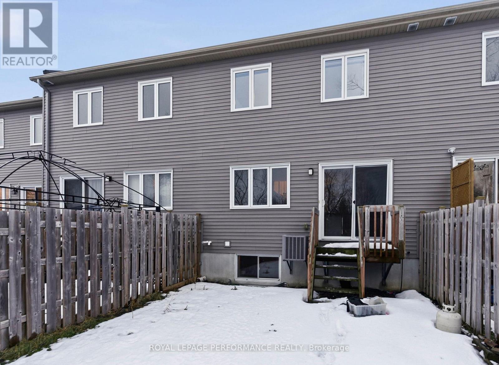 1154 Clement Court, Cornwall, Ontario  K6H 4N1 - Photo 33 - X12702120