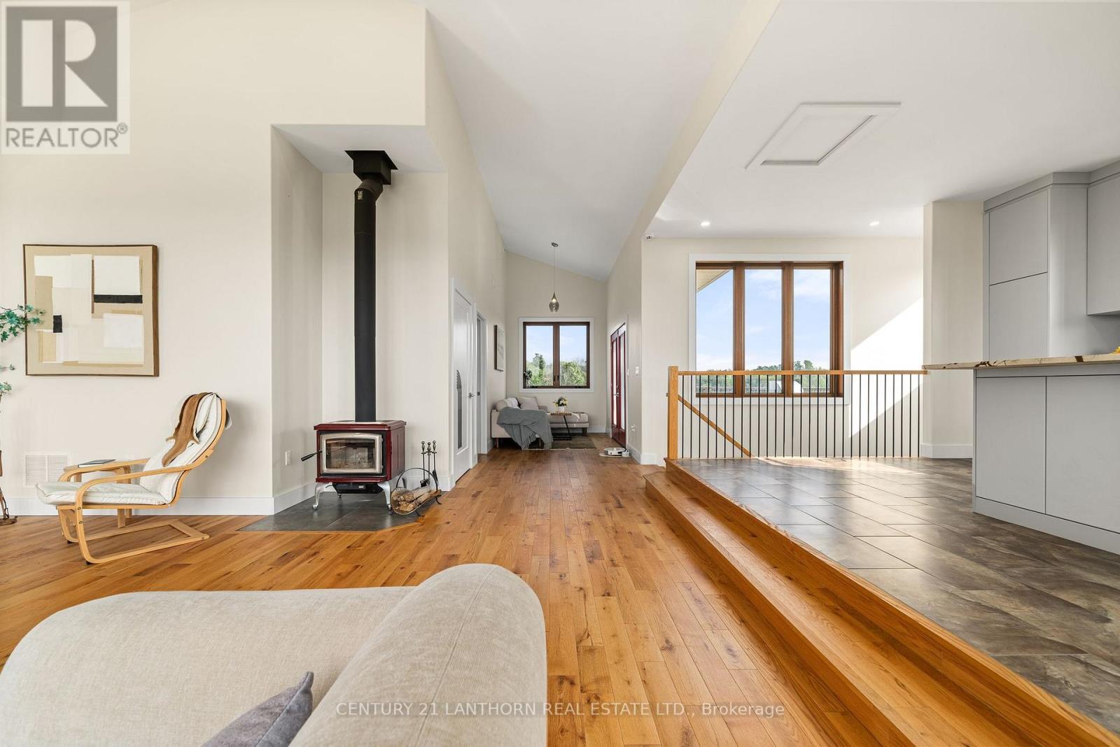 581 Frankford Road, Quinte West, Ontario  K0K 2B0 - Photo 15 - X12393418