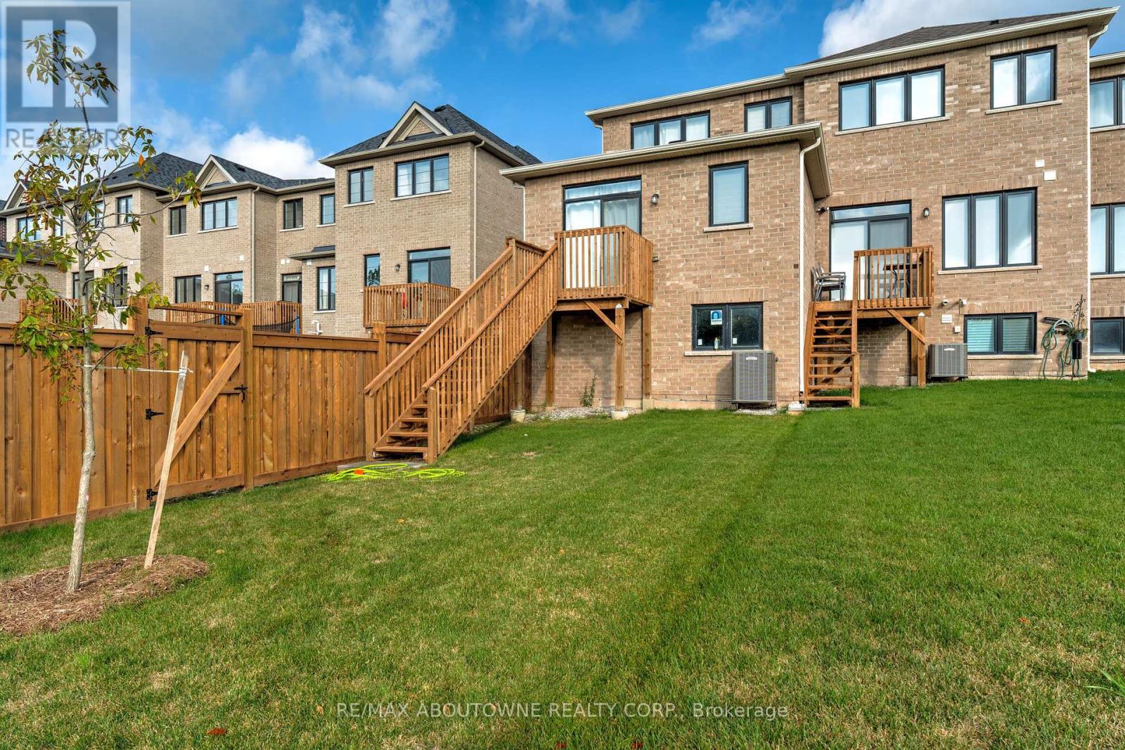 1394 Almonte Drive, Burlington, Ontario  L7P 0V8 - Photo 23 - W12702146