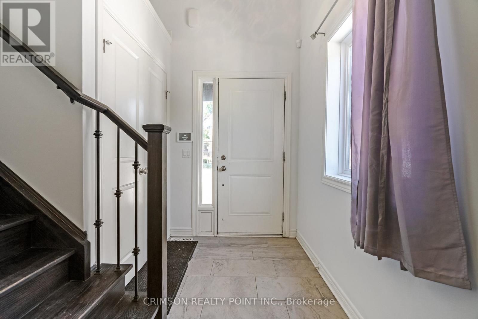 11 Edith Street, St. Catharines, Ontario  L2S 2P6 - Photo 4 - X12702122