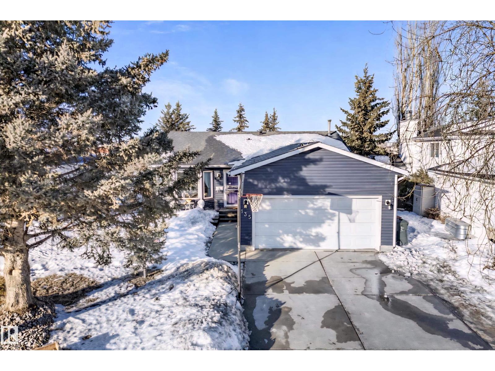 135 ST. ANDREWS DR, Stony Plain, Alberta