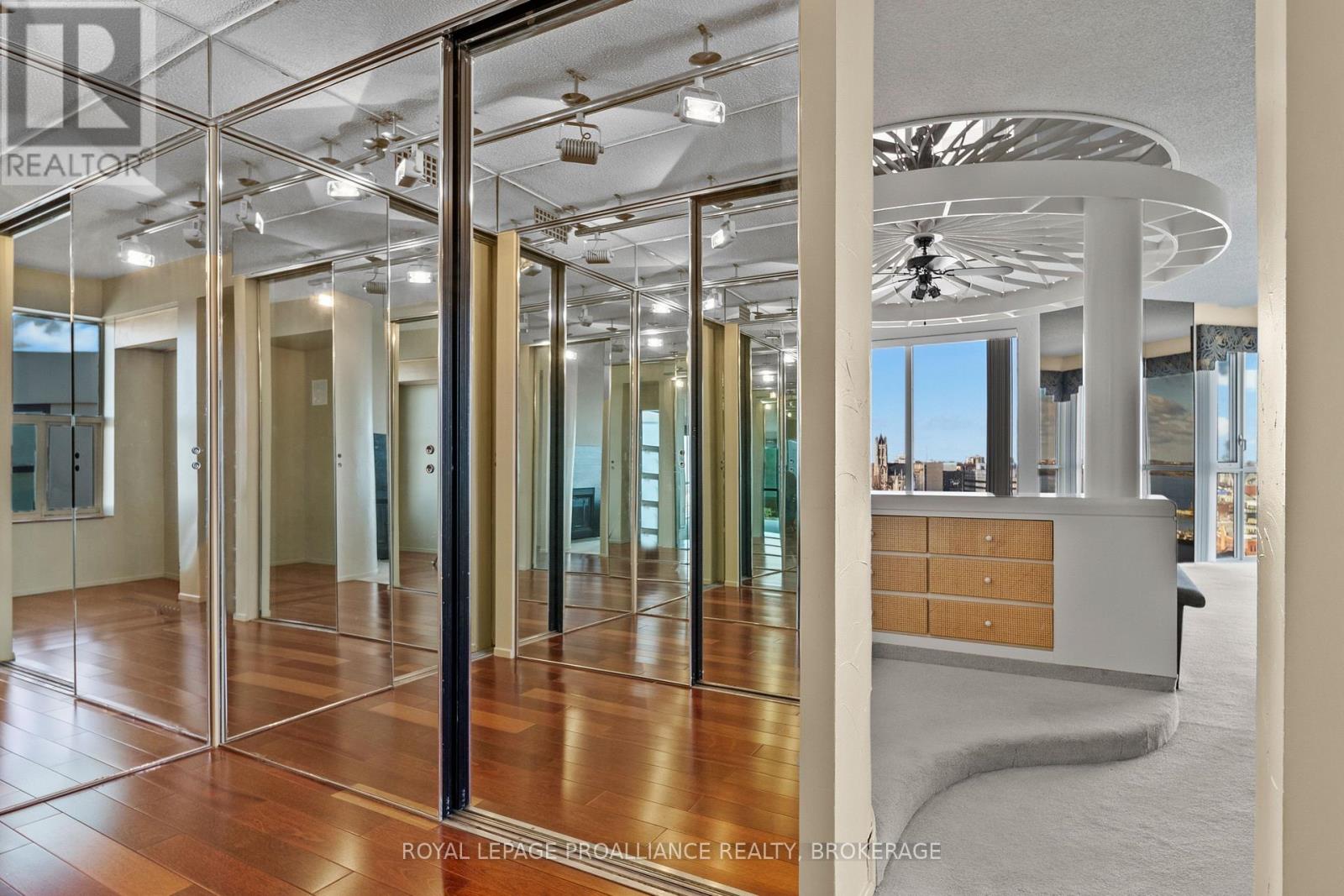 1602 - 185 Ontario Street, Kingston, Ontario  K7L 2Y7 - Photo 37 - X12702180