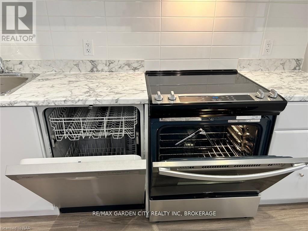 143 - 50 Herrick Avenue, St. Catharines, Ontario  L2P 2S4 - Photo 14 - X12702200