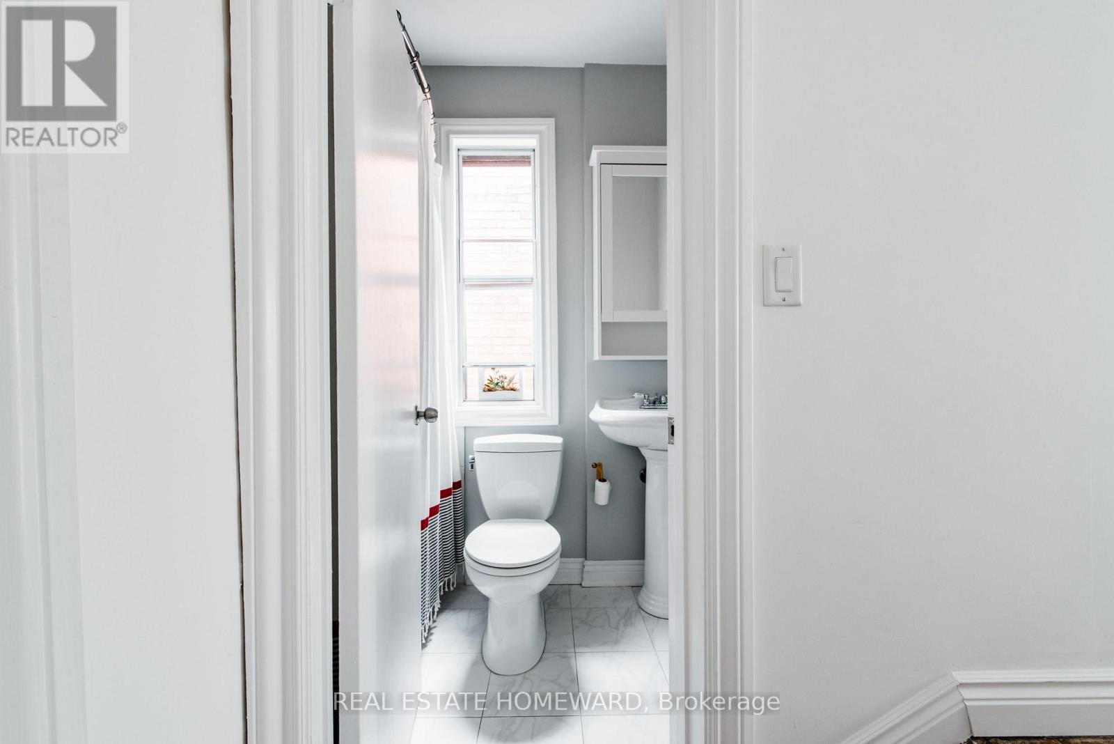 77 Claremont Street, Toronto, Ontario  M6J 2M7 - Photo 33 - C12702234