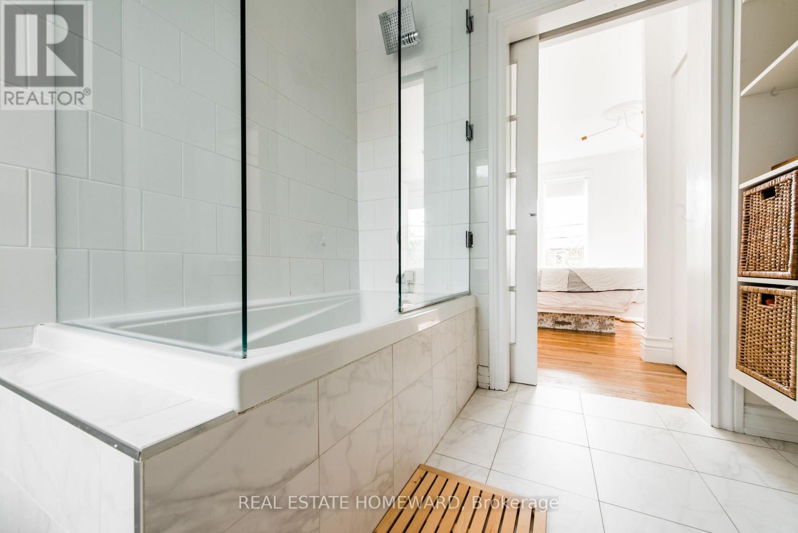 77 Claremont Street, Toronto, Ontario  M6J 2M7 - Photo 37 - C12702234