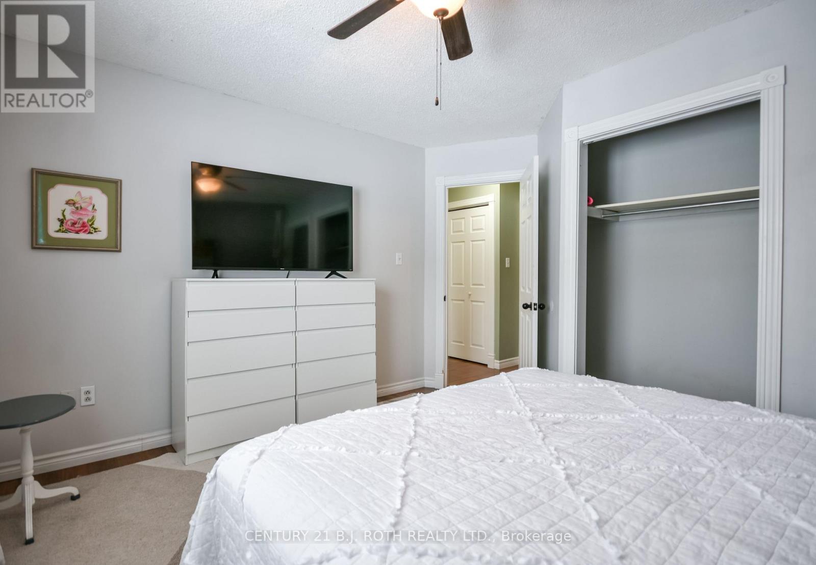 6 Glenview Avenue, Springwater, Ontario  L0L 1P0 - Photo 20 - S12702224