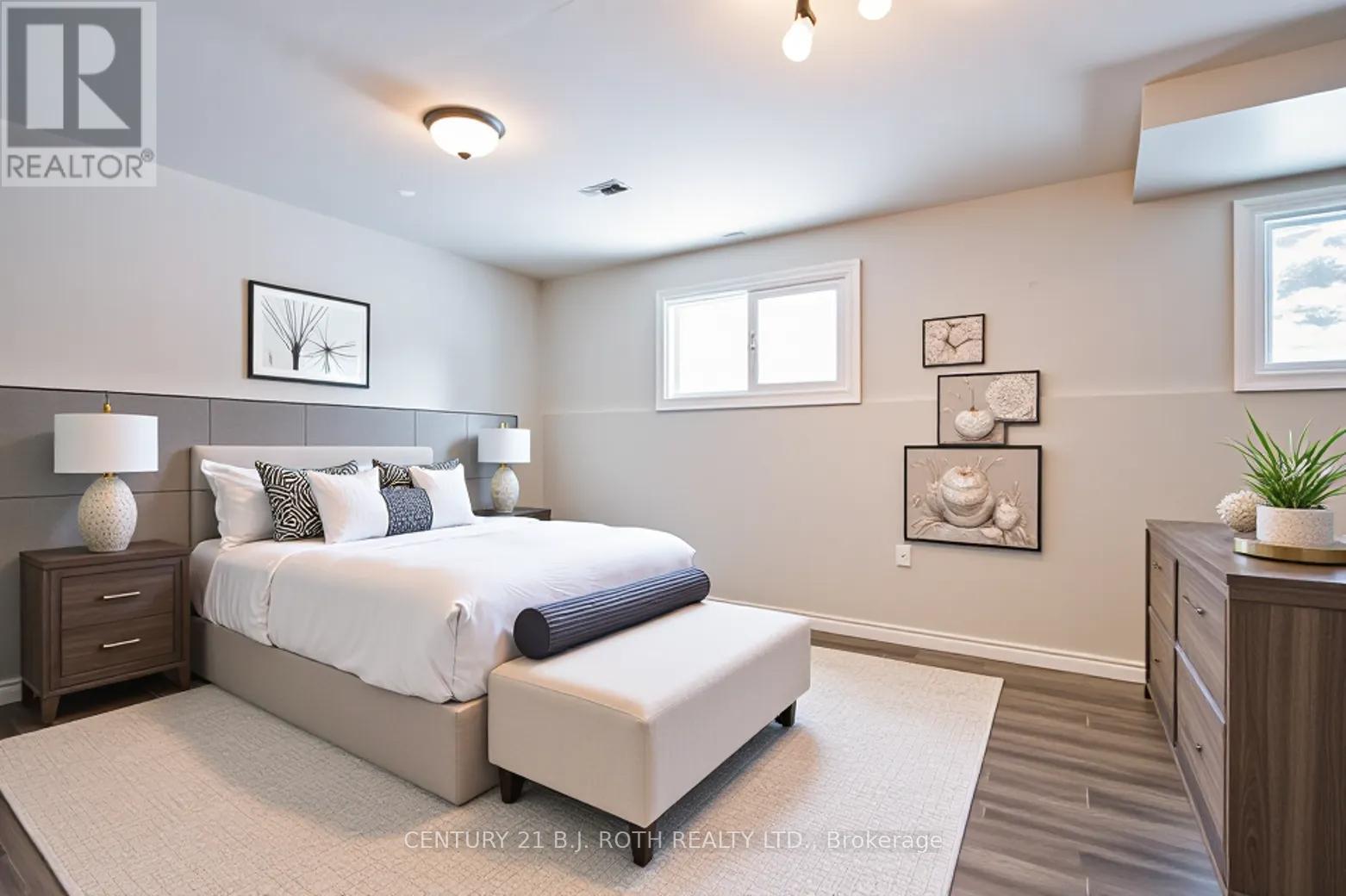 6 Glenview Avenue, Springwater, Ontario  L0L 1P0 - Photo 42 - S12702224