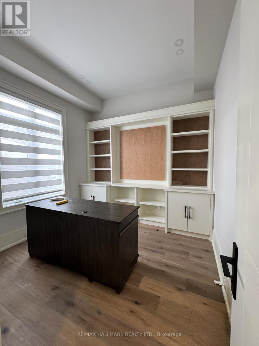 81 Child Drive, Aurora, Ontario  L4G 1Y8 - Photo 5 - N12696110