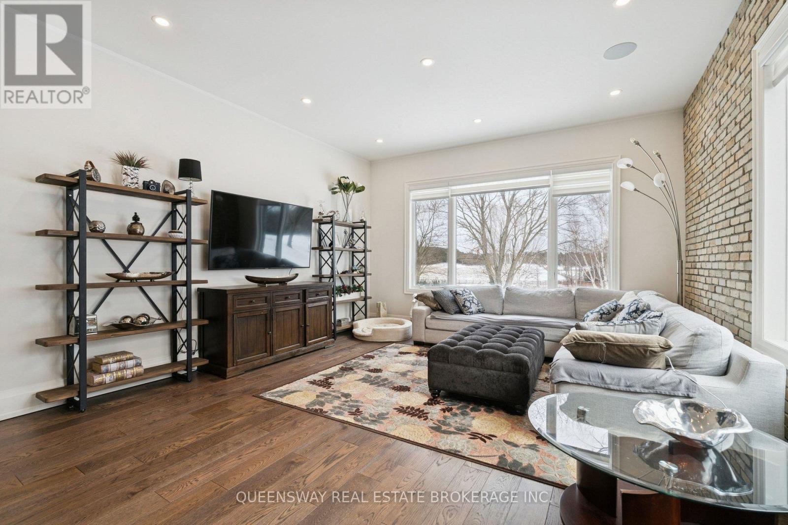 8388 Fifth Side Road, Adjala-Tosorontio, Ontario  L0G 1L0 - Photo 15 - N12698030