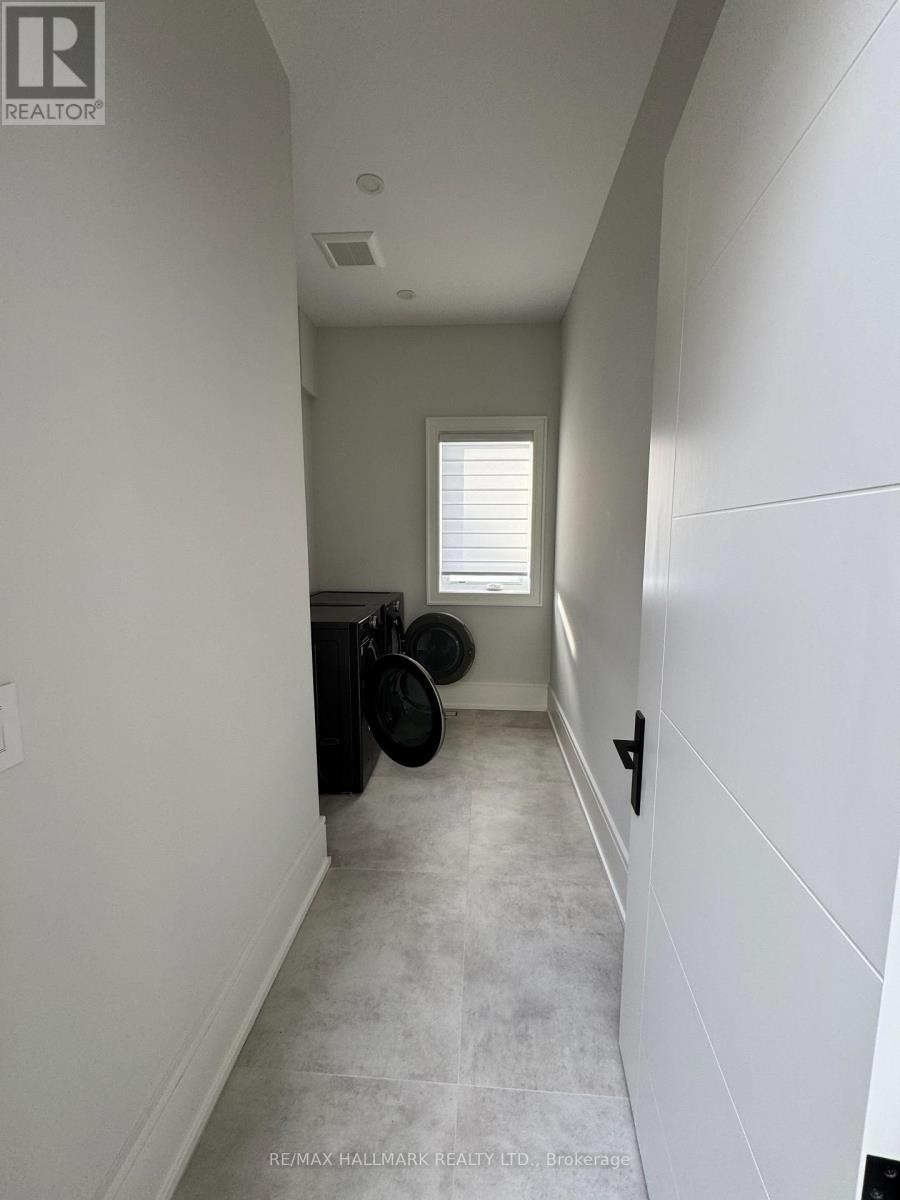 81 Child Drive, Aurora, Ontario  L4G 1Y8 - Photo 13 - N12696110