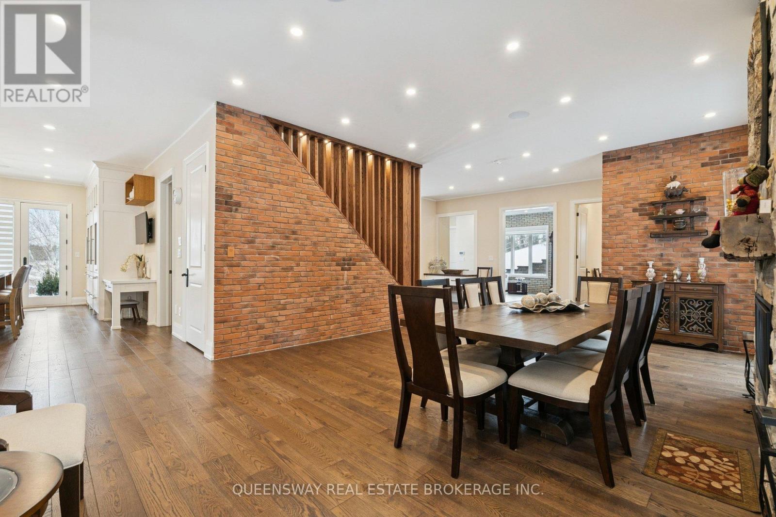 8388 Fifth Side Road, Adjala-Tosorontio, Ontario  L0G 1L0 - Photo 18 - N12698030