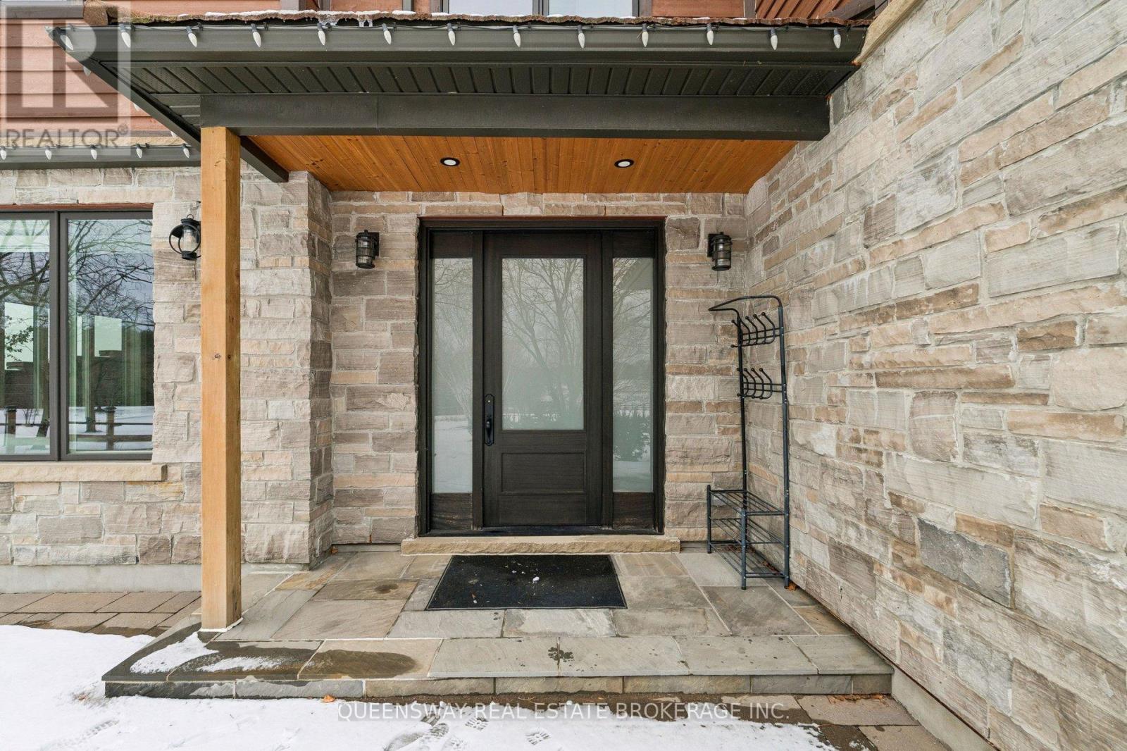 8388 Fifth Side Road, Adjala-Tosorontio, Ontario  L0G 1L0 - Photo 9 - N12698030