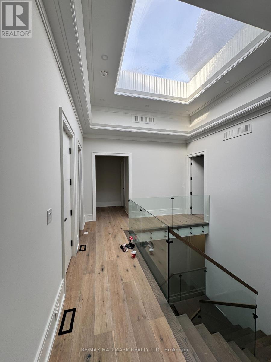 81 Child Drive, Aurora, Ontario  L4G 1Y8 - Photo 9 - N12696110