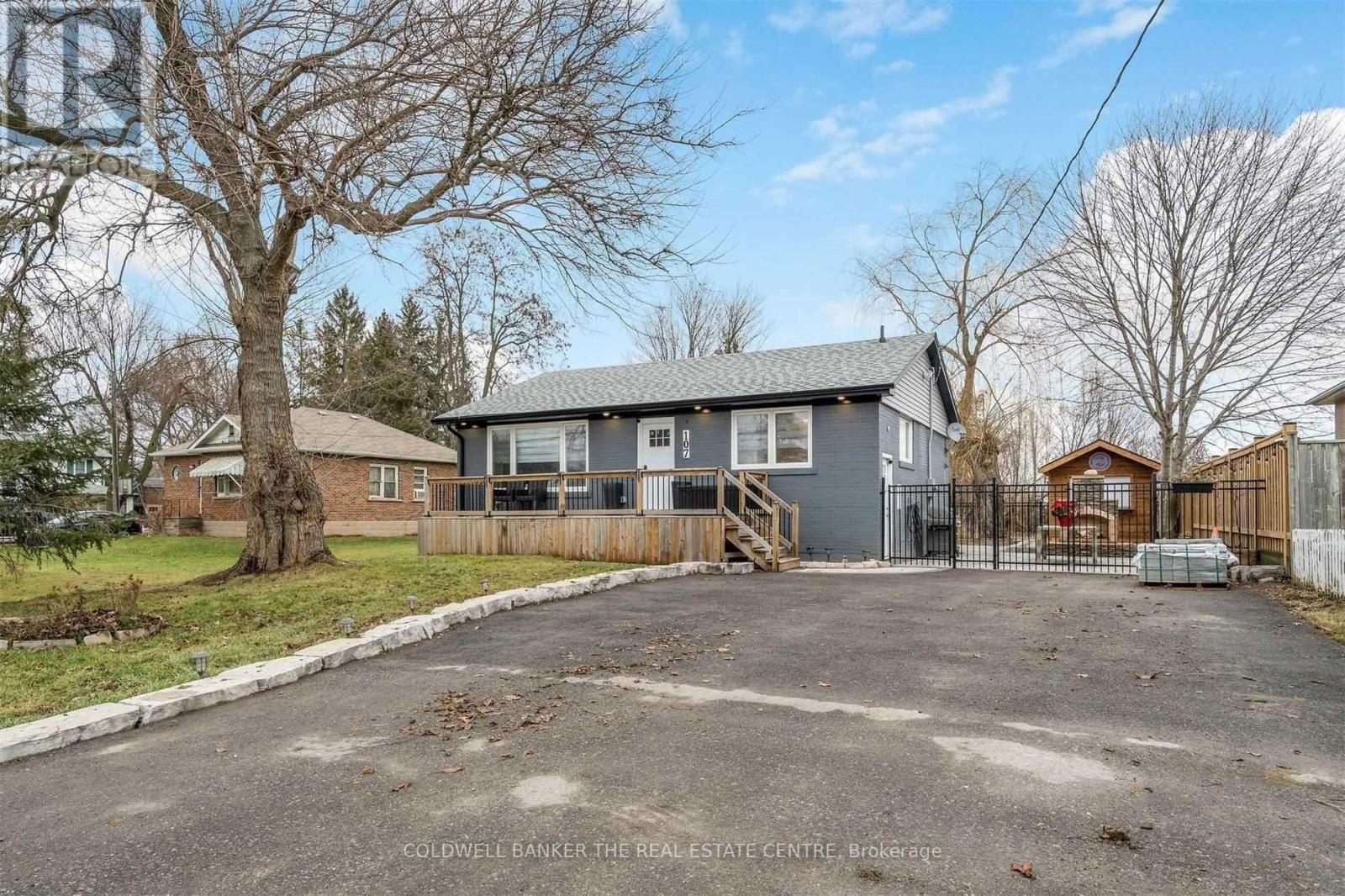 107 Main Street N, Halton Hills (Georgetown), Ontario  L7G 3H5 - Photo 2 - W12702182