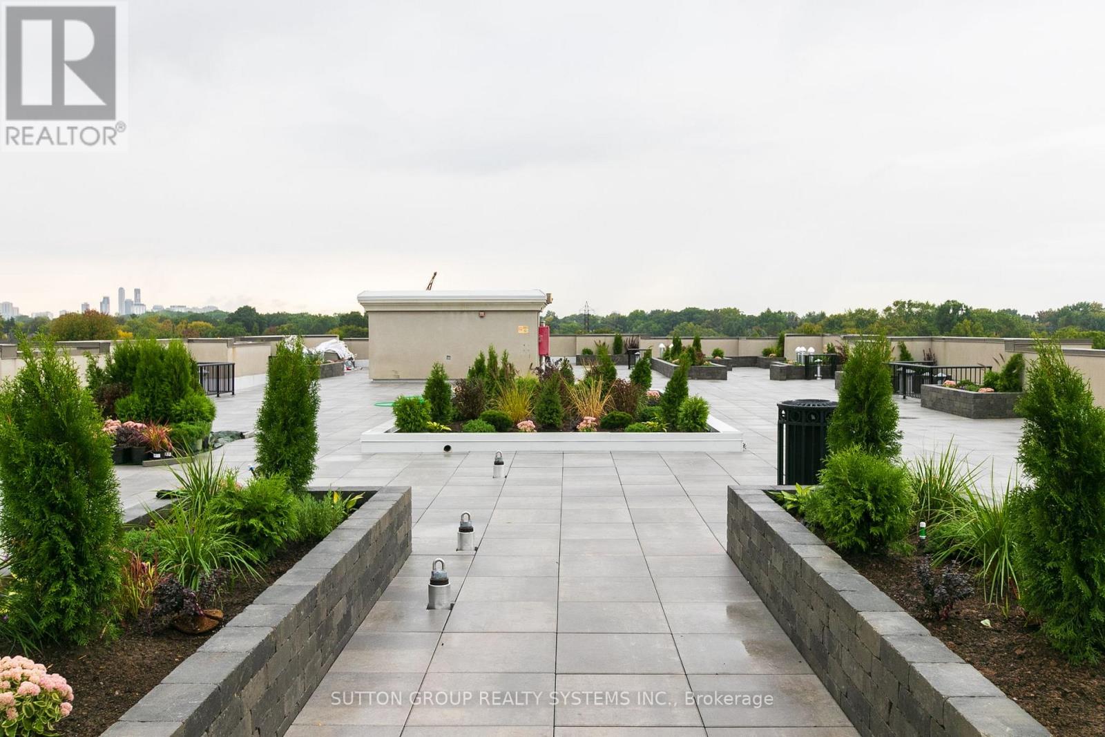 303 - 245 Dalesford Road, Toronto, Ontario  M8Y 4H7 - Photo 33 - W12702184