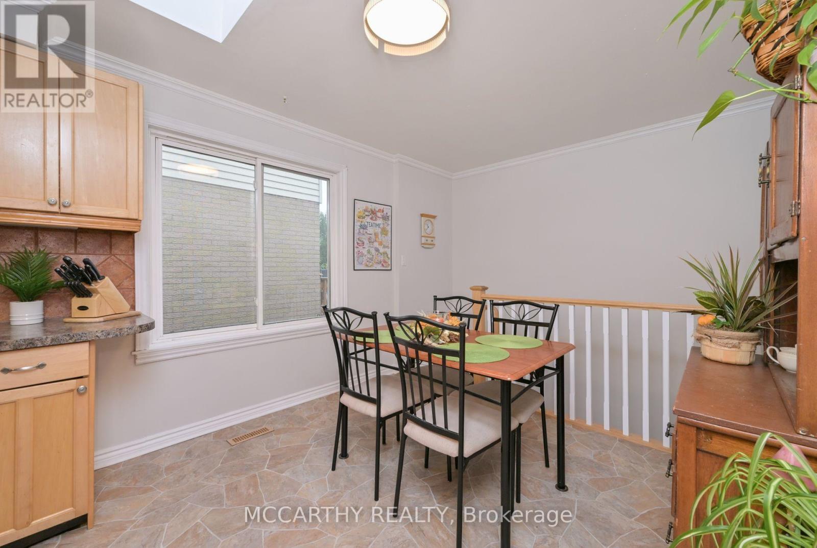 15 Andrew Avenue, Orangeville, Ontario  L9W 4E5 - Photo 11 - W12702190