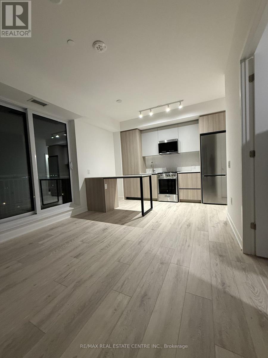 1021 - 20 All Nations Drive, Brampton, Ontario  L7A 5M5 - Photo 3 - W12702194