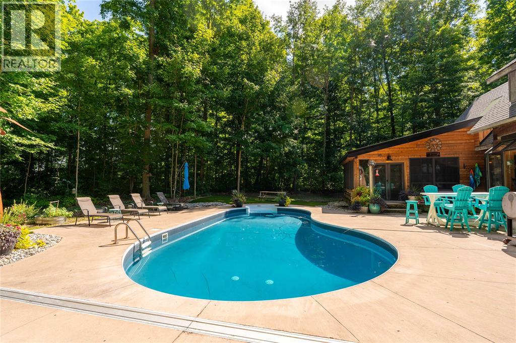 5252 Egremont Road, Plympton-Wyoming, Ontario N0N 1E0 - Photo 35 - 26001243