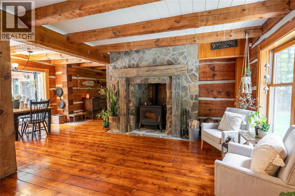 5252 Egremont Road, Plympton-Wyoming, Ontario N0N 1E0 - Photo 5 - 26001243