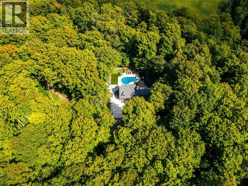 5252 Egremont Road, Plympton-Wyoming, Ontario N0N 1E0 - Photo 47 - 26001243