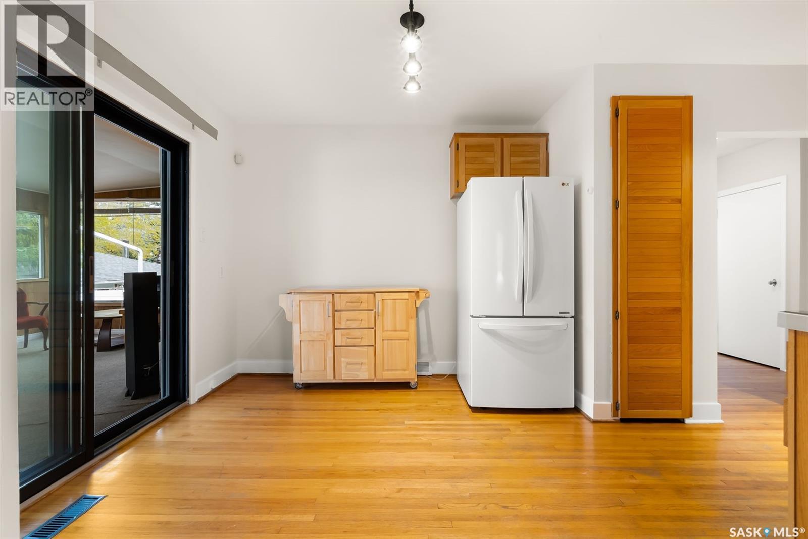 3304 Hill Avenue, Regina, Saskatchewan  S4S 0W7 - Photo 12 - SK026901