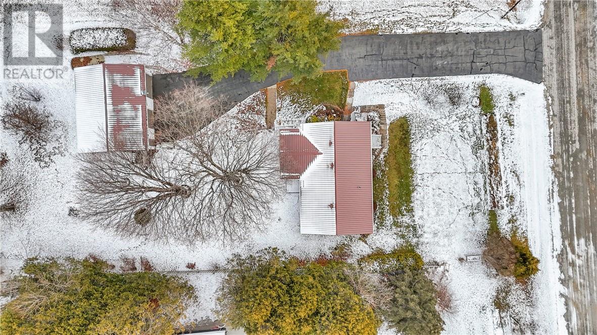 14 Cedar Grove Drive, Tehkummah, Ontario  P0P 2C0 - Photo 10 - 2125840