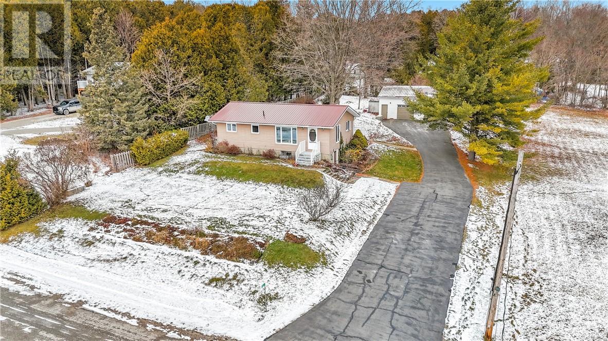 14 Cedar Grove Drive, Tehkummah, Ontario  P0P 2C0 - Photo 8 - 2125840