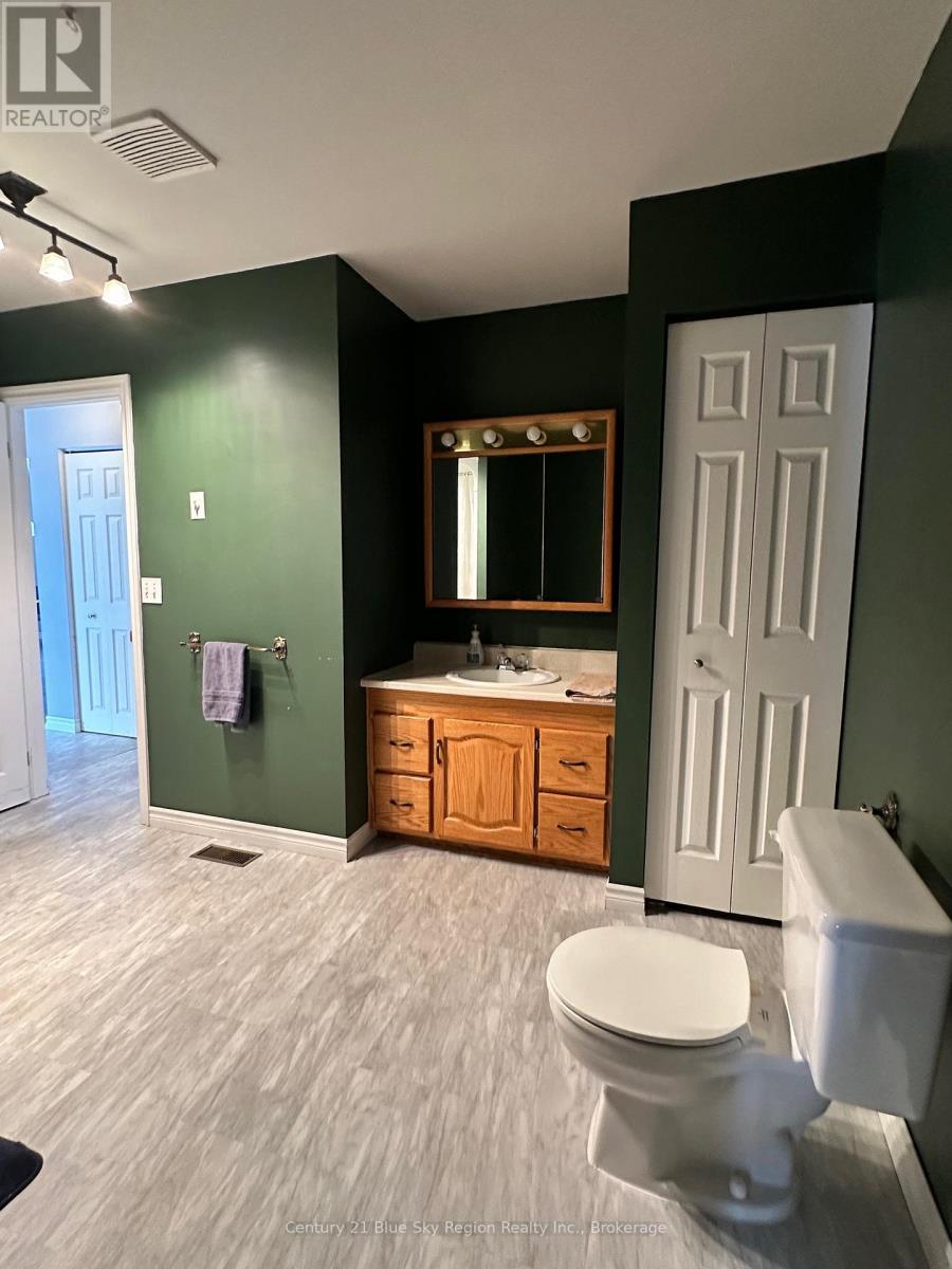 391 Mattawan Street, Mattawa, Ontario  P0H 1V0 - Photo 9 - X12702330