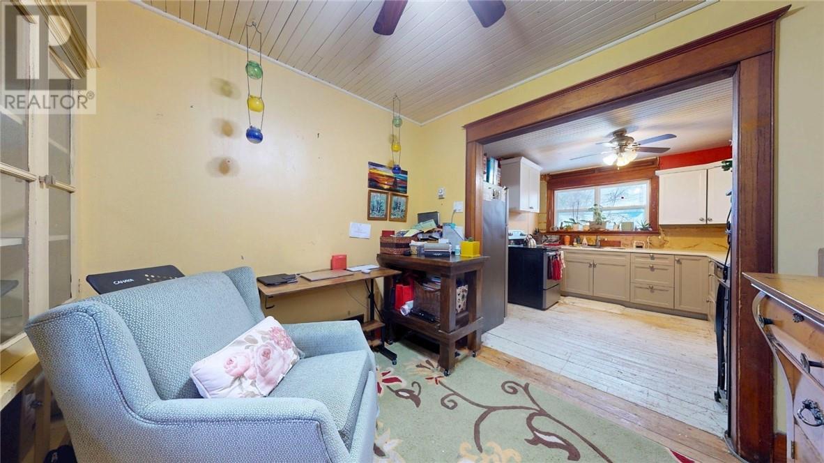 1 Blake Street, Little Current, Ontario  P0P 1K0 - Photo 11 - 2125983