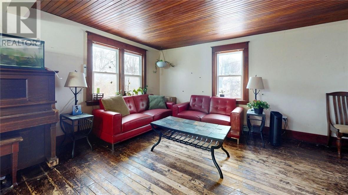 1 Blake Street, Little Current, Ontario  P0P 1K0 - Photo 4 - 2125983