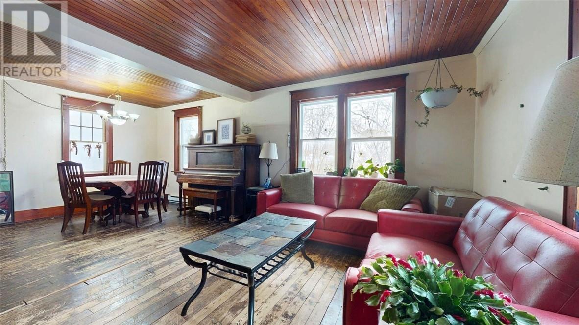 1 Blake Street, Little Current, Ontario  P0P 1K0 - Photo 5 - 2125983