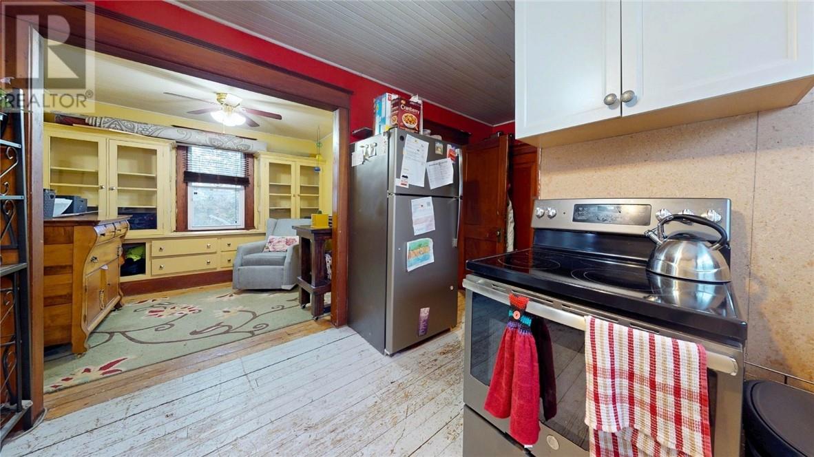 1 Blake Street, Little Current, Ontario  P0P 1K0 - Photo 8 - 2125983