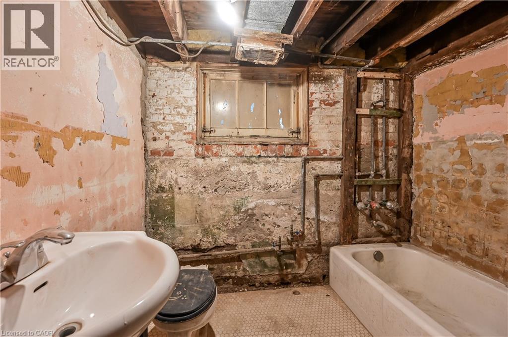 334 Cannon Street E, Hamilton, Ontario  L8L 2B9 - Photo 37 - 40798833