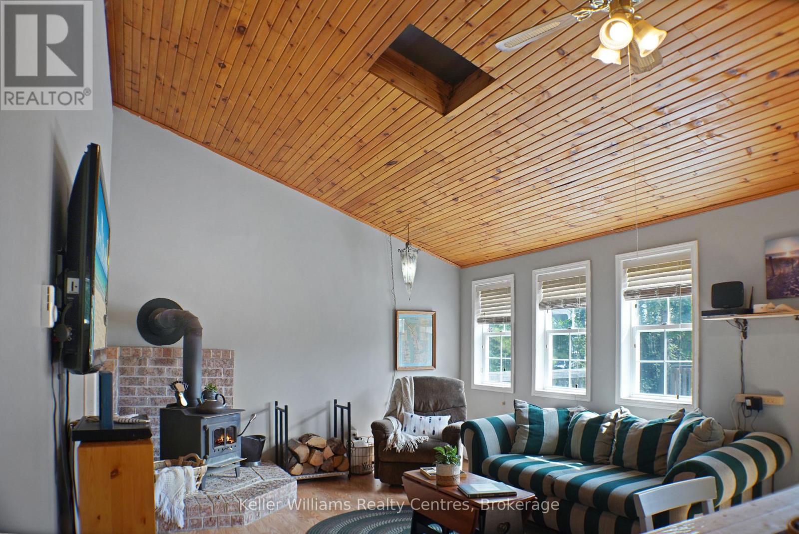 226 Ogimah Road, South Bruce Peninsula, Ontario  N0H 2T0 - Photo 22 - X12702302