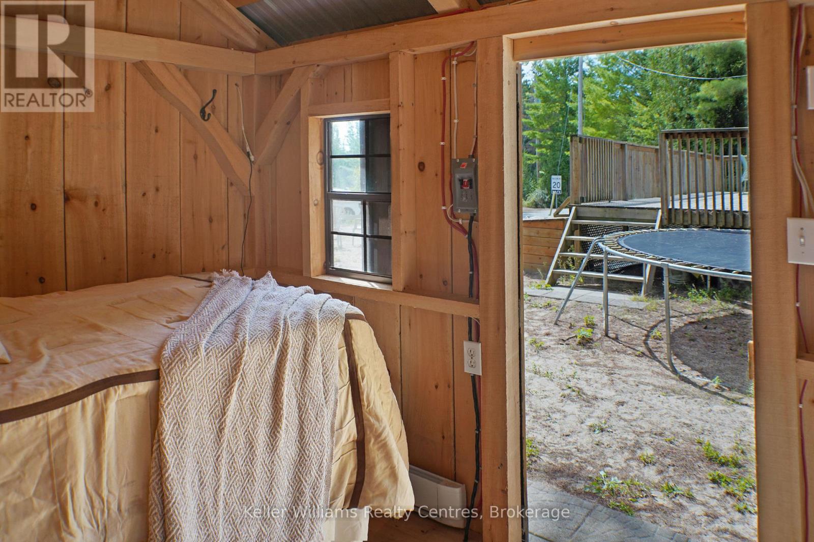 226 Ogimah Road, South Bruce Peninsula, Ontario  N0H 2T0 - Photo 38 - X12702302