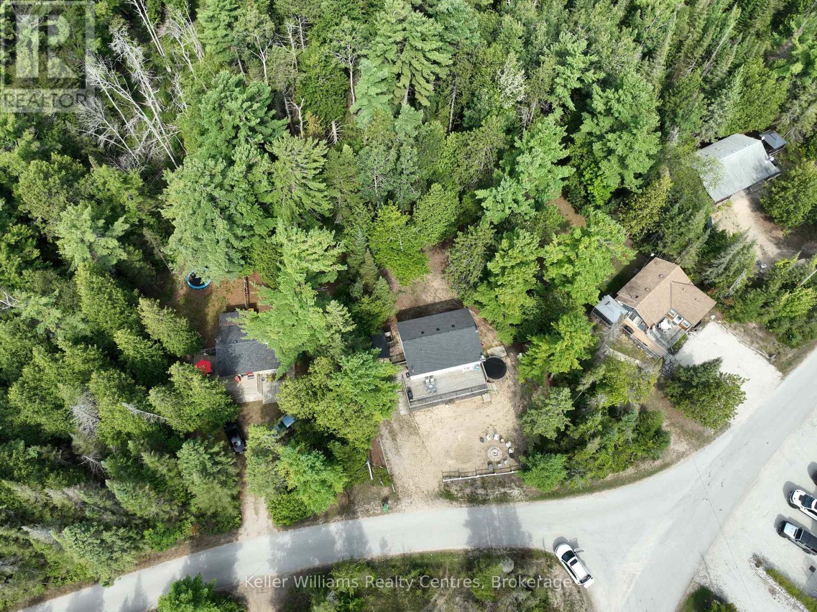 226 Ogimah Road, South Bruce Peninsula, Ontario  N0H 2T0 - Photo 6 - X12702302