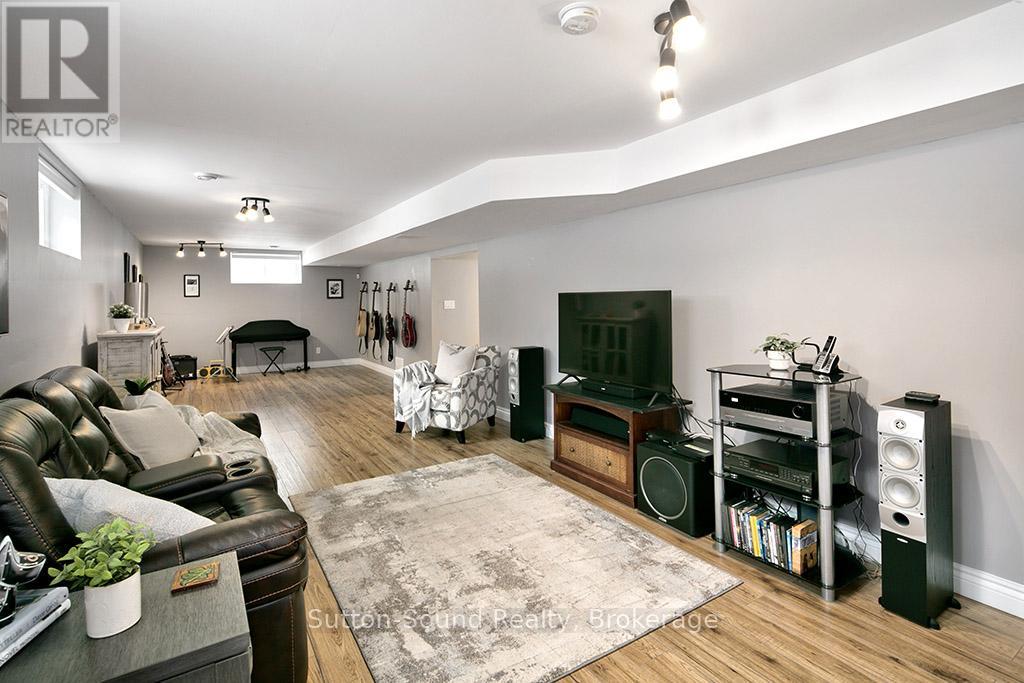 505396 Grey Road 1 Road, Georgian Bluffs, Ontario  N0H 2T0 - Photo 33 - X12702324